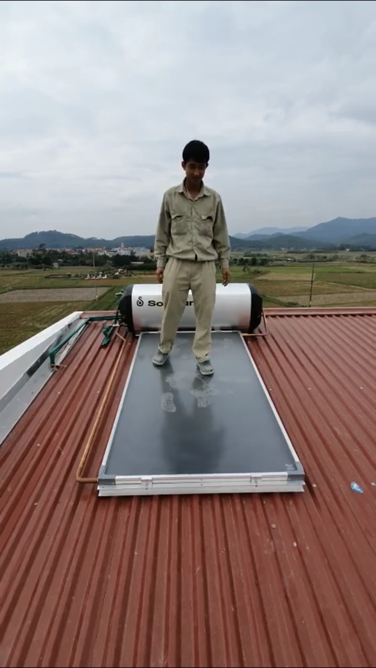 z4012682298863_22de100b3a2f66cd67e784d20dad8447